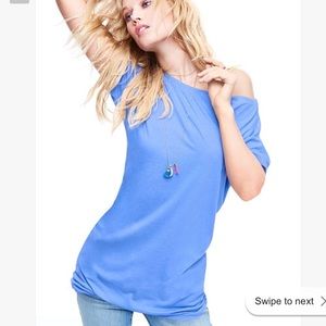 VS off the shoulder tunic